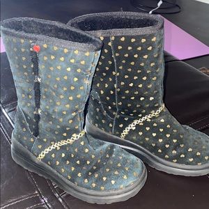 Gently worn super warm Ugg’s!